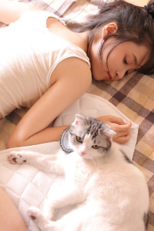 美竹凉子